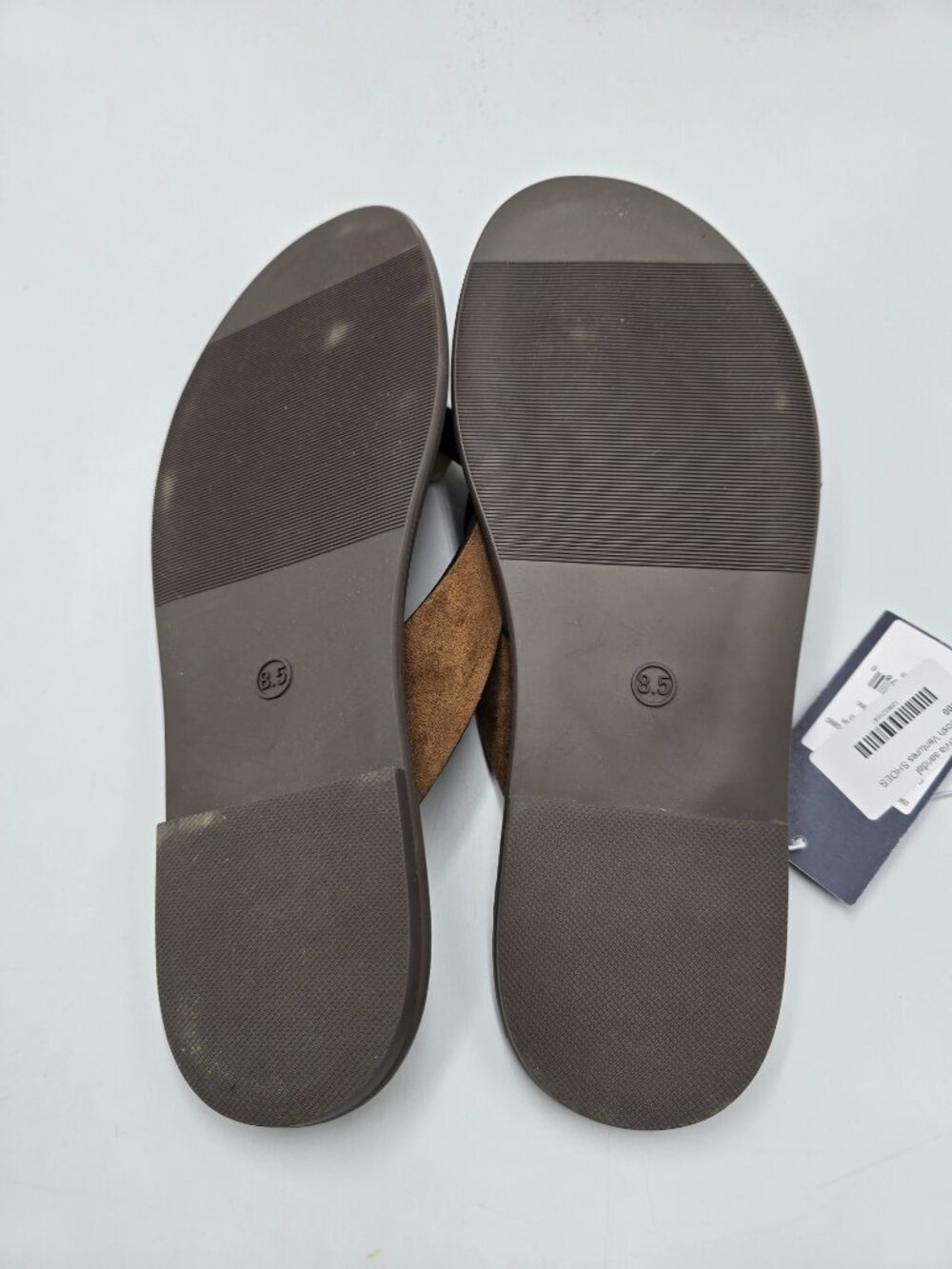 Universal Thread Sandal - Picture 3 of 3